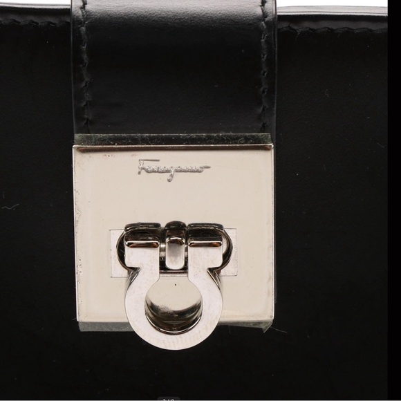 Salvatore Ferragamo Authentic Gancini Continental Black leather Wallet - Picture 3 of 8